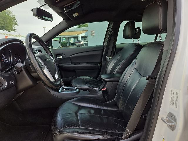 2013 Chrysler 200 Limited