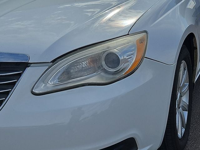 2013 Chrysler 200 Limited