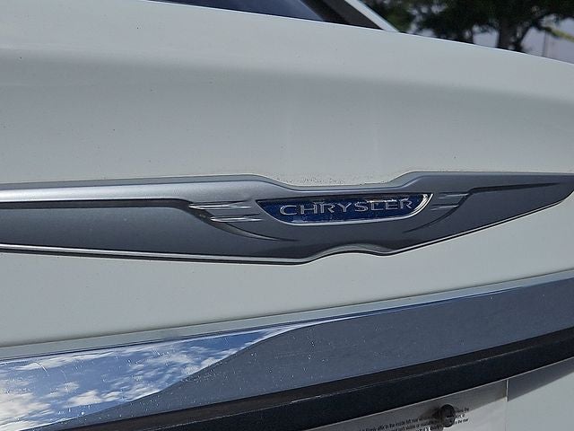 2013 Chrysler 200 Limited