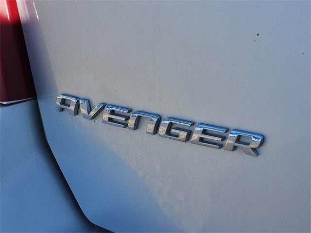 2012 Dodge Avenger SE