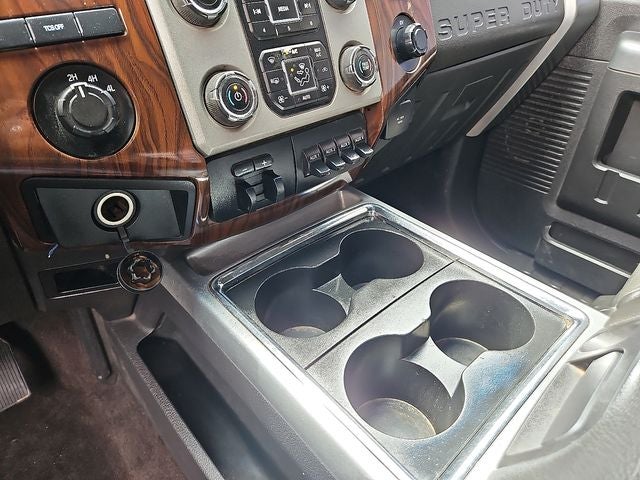 2015 Ford F-350SD Lariat DRW