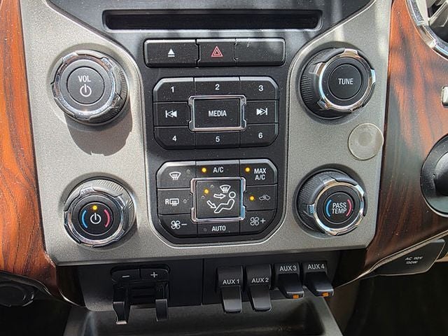 2016 Ford F-250SD Lariat