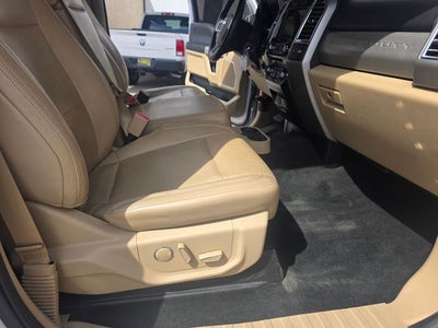 2017 Ford F-250SD Lariat