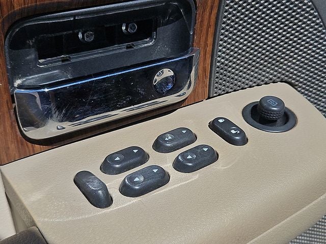 2004 Ford F-150 Lariat