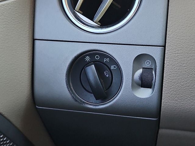 2004 Ford F-150 Lariat