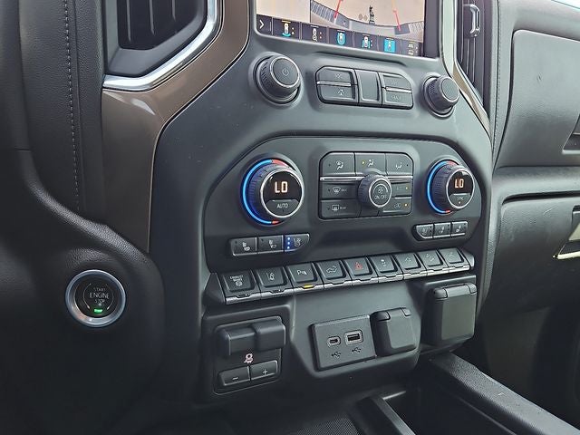 2022 Chevrolet Silverado 3500HD High Country