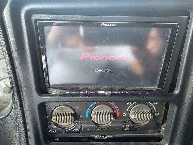 2001 Chevrolet Silverado 1500 Base