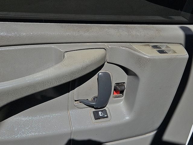 2015 Chevrolet Express 2500 Work Van Cargo