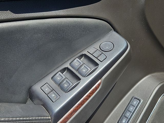 2017 GMC Yukon SLT