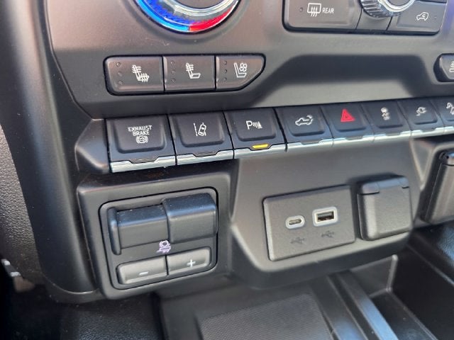 2023 GMC Sierra 2500HD Denali