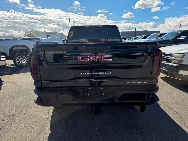 2023 GMC Sierra 2500HD Denali