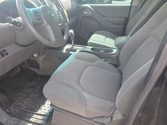 2015 Nissan Frontier SV