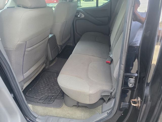 2015 Nissan Frontier SV