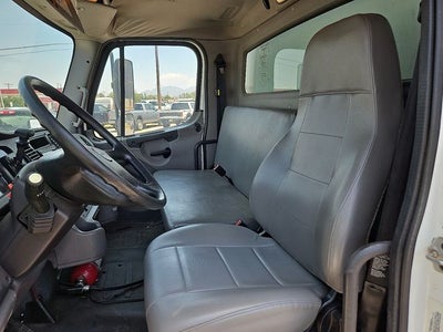 2018 Freightliner M2 106