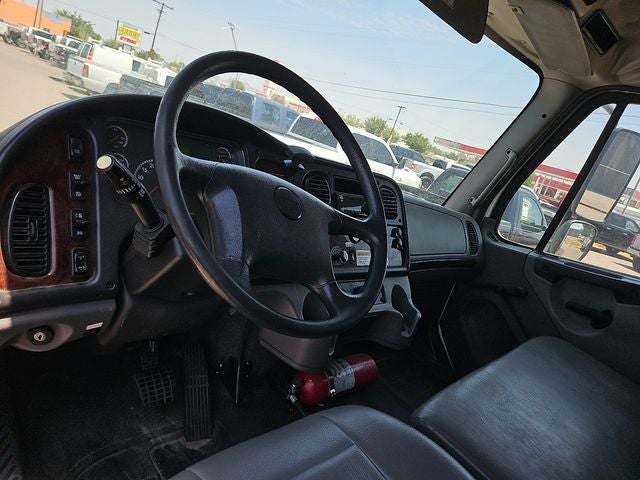 2018 Freightliner M2 106