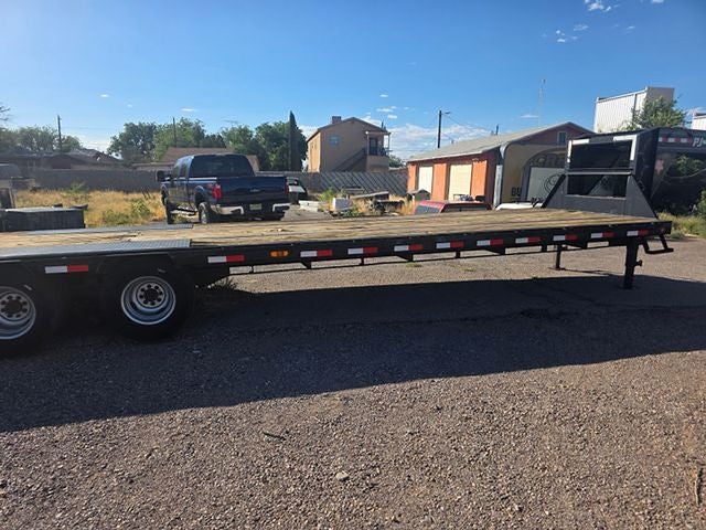 2020 PJ TRAILER 28FT GOOSNECK