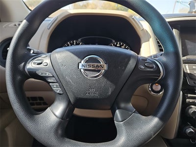 2017 Nissan Pathfinder S