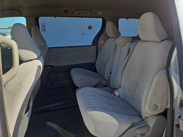 2013 Toyota Sienna SE